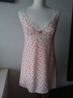 Jolie nuisette fleurie, légère et confortable, taille L