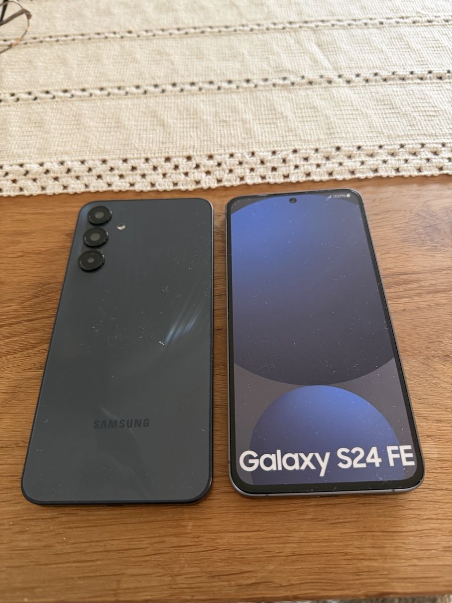 Tutte le decorazioni: Galaxy Handy-Attrappen – Usato da Aarau venduto da Melia077 1