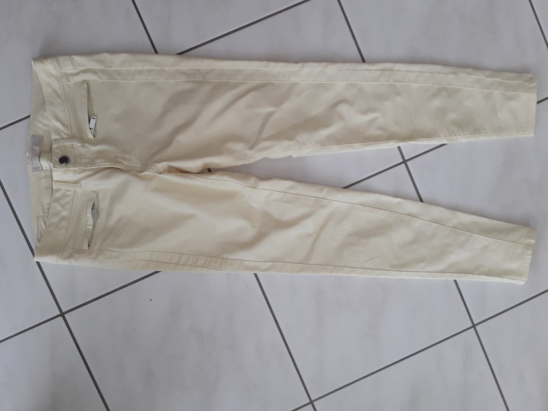 Zara Pantaloni: Zara DENIM Hose Grösse 36 – Usato da Heimberg venduto da Samprof