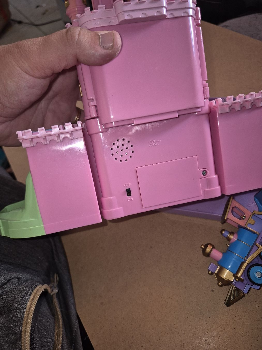 Maisons pour enfant: Château Polly Pocket avec train et accessoires 1995 – D'occasion à Penthalaz par yve_wsq8 6