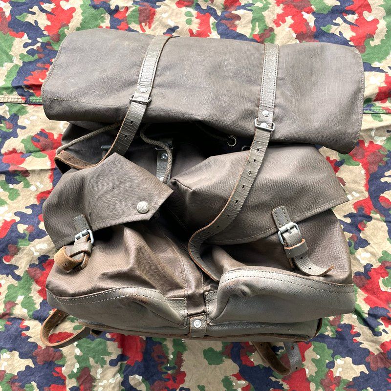 Schweizer Armee Zaini: Gebirgsrucksack Ord. 73 – Usato da Uerkheim venduto da fabulafero 1