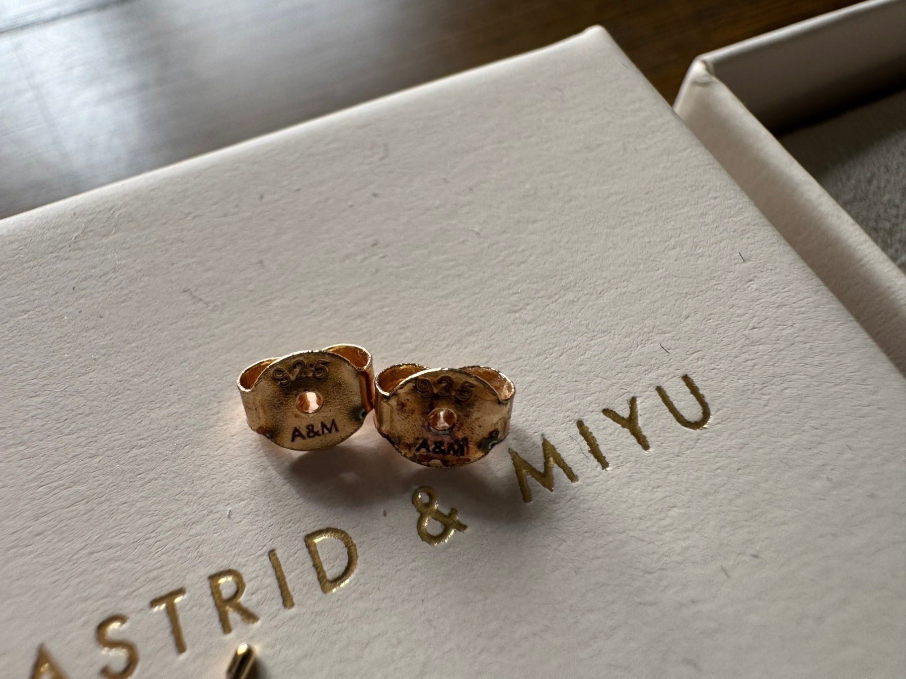 Orecchini pendenti & Orecchini a lobo: Astrid & Miyu – Cosmic Crystal Cluster Studs – Usato da Uitikon Waldegg venduto da pit_r6q9 5