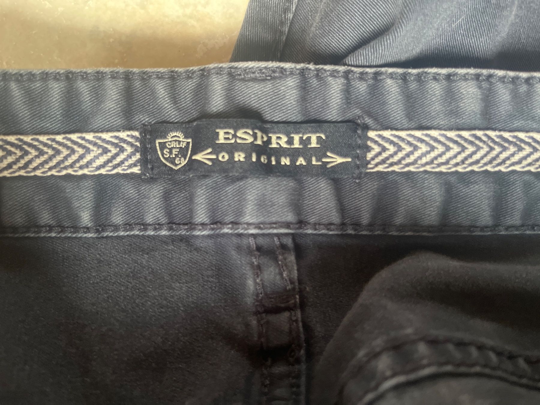 Esprit Pantaloni: Pantalon ESPRIT ORIGINAL 32 x 36 – Usato da Vernayaz venduto da Darkfrost 2