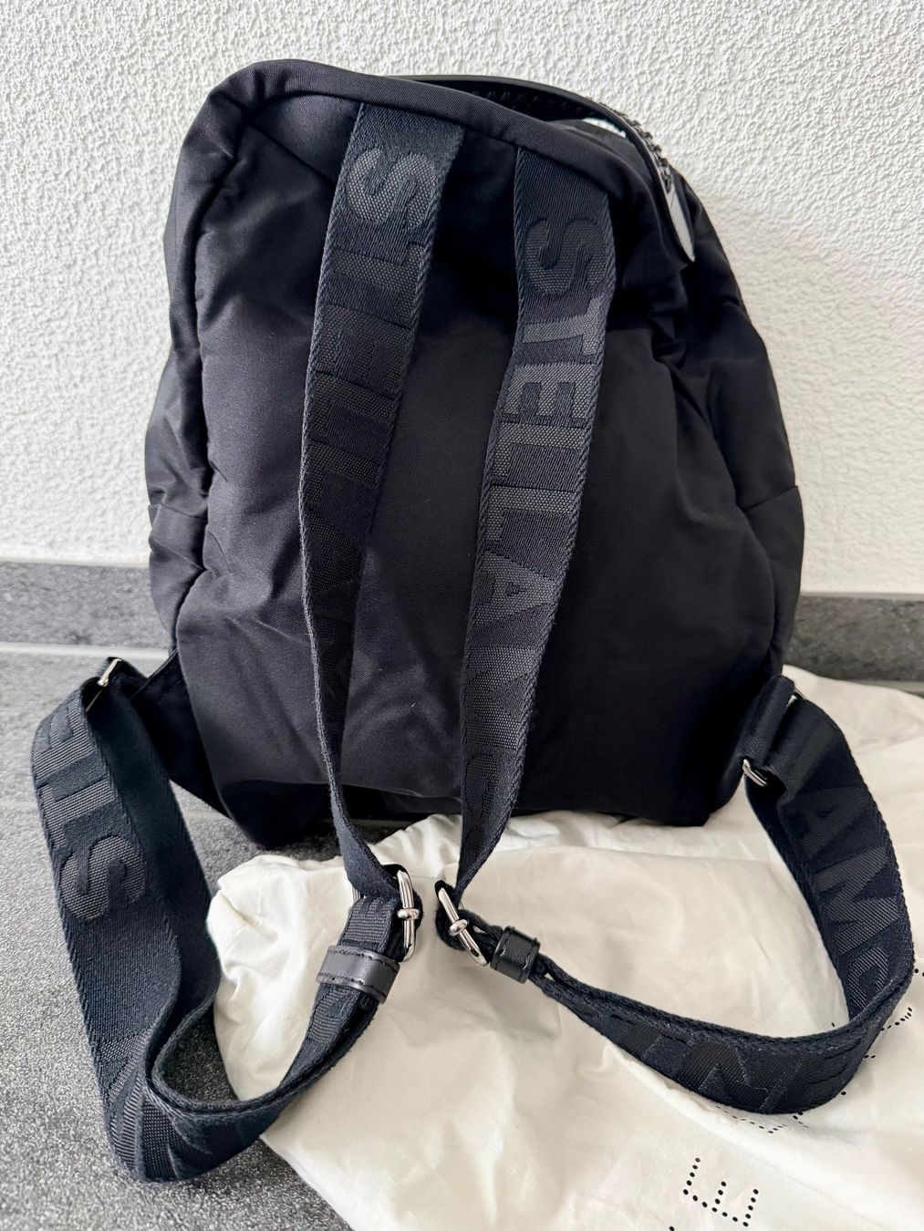 Zaini: Stella McCartney Rucksack Falabella Logo Go – Usato da Liebefeld venduto da pia_bern 2