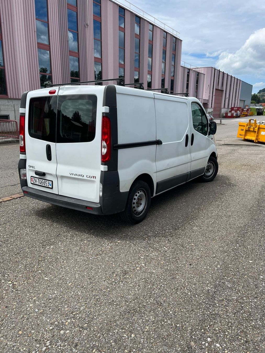 Opel Veicoli commerciali: Opel Vivaro 2.0 TDHF 27/30 – Usato da Laupen ZH venduto da Holzwurm_94 3