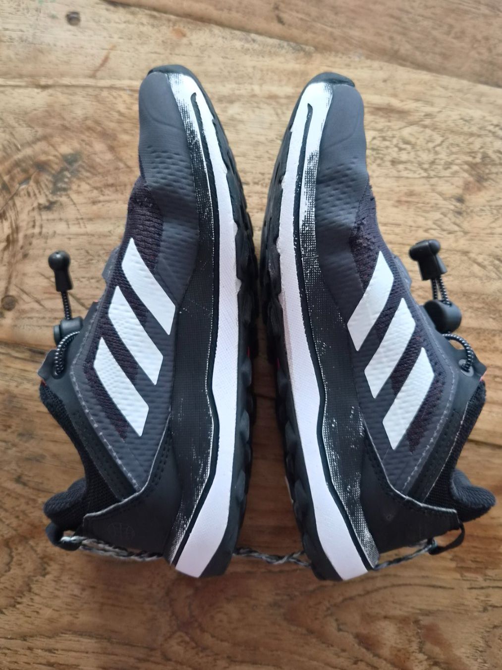 Adidas Chaussures garçon: Schuhe adidas Terrex Gr.33 – D'occasion à Oberrieden par Raja011 4