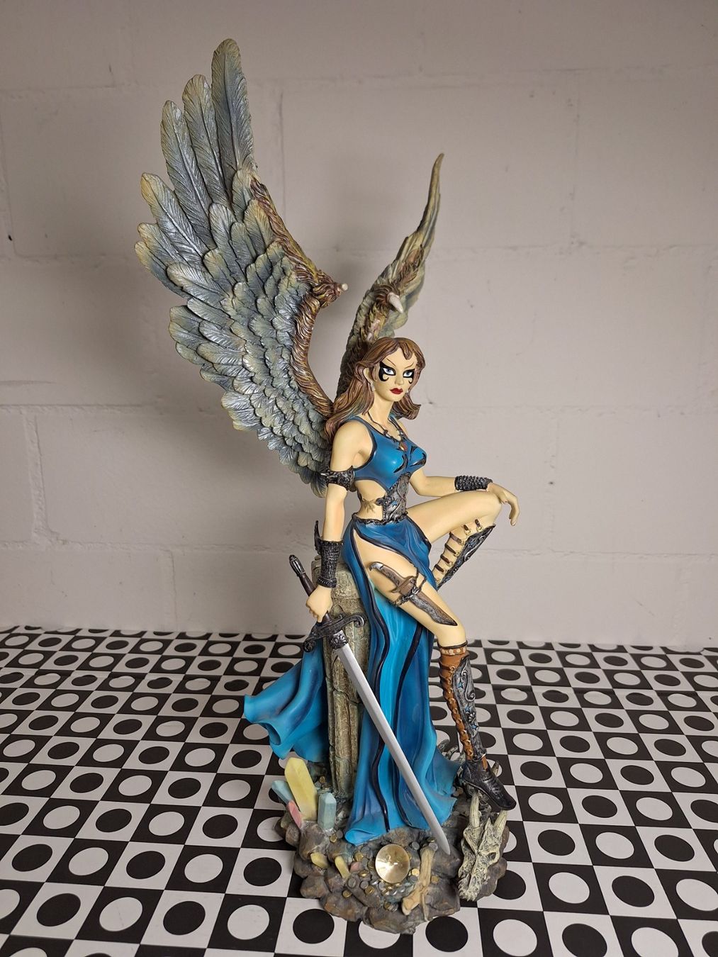 Statuette: Fantasyfigur "Elfe mit Schwert" – Usato da Niederhasli venduto da ZZoki