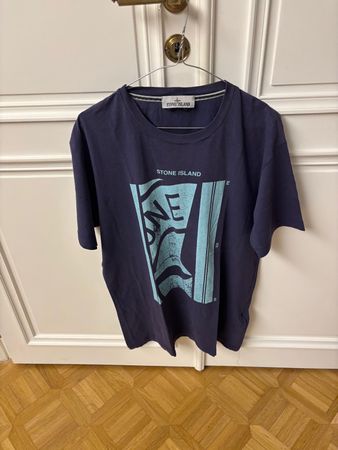 Stone Island tee shirt tXL