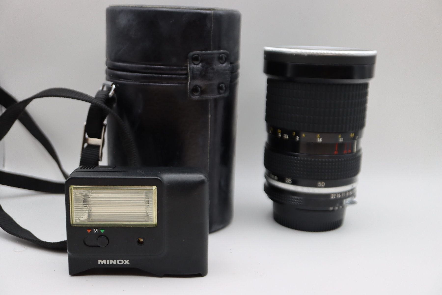 Nikon Kamera: Nikon FE Set mit 2 Nikkor Objektiven & Zubehör – Gebraucht aus Zürich von KE-Sales 9