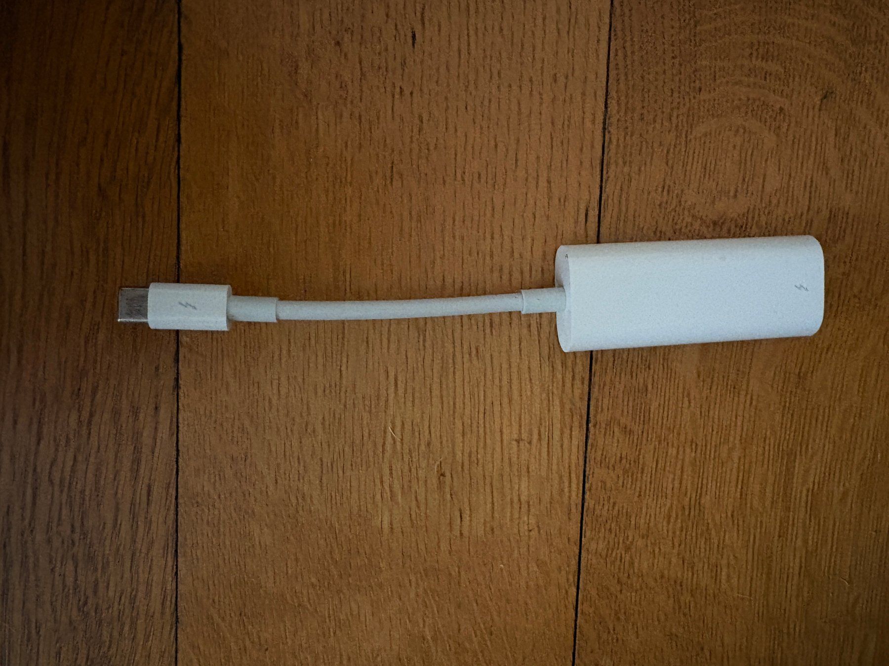 Monitor: Thunderbolt - Apple 27 Zoll Bildschirm – Usato da Basel venduto da giraffe028 4