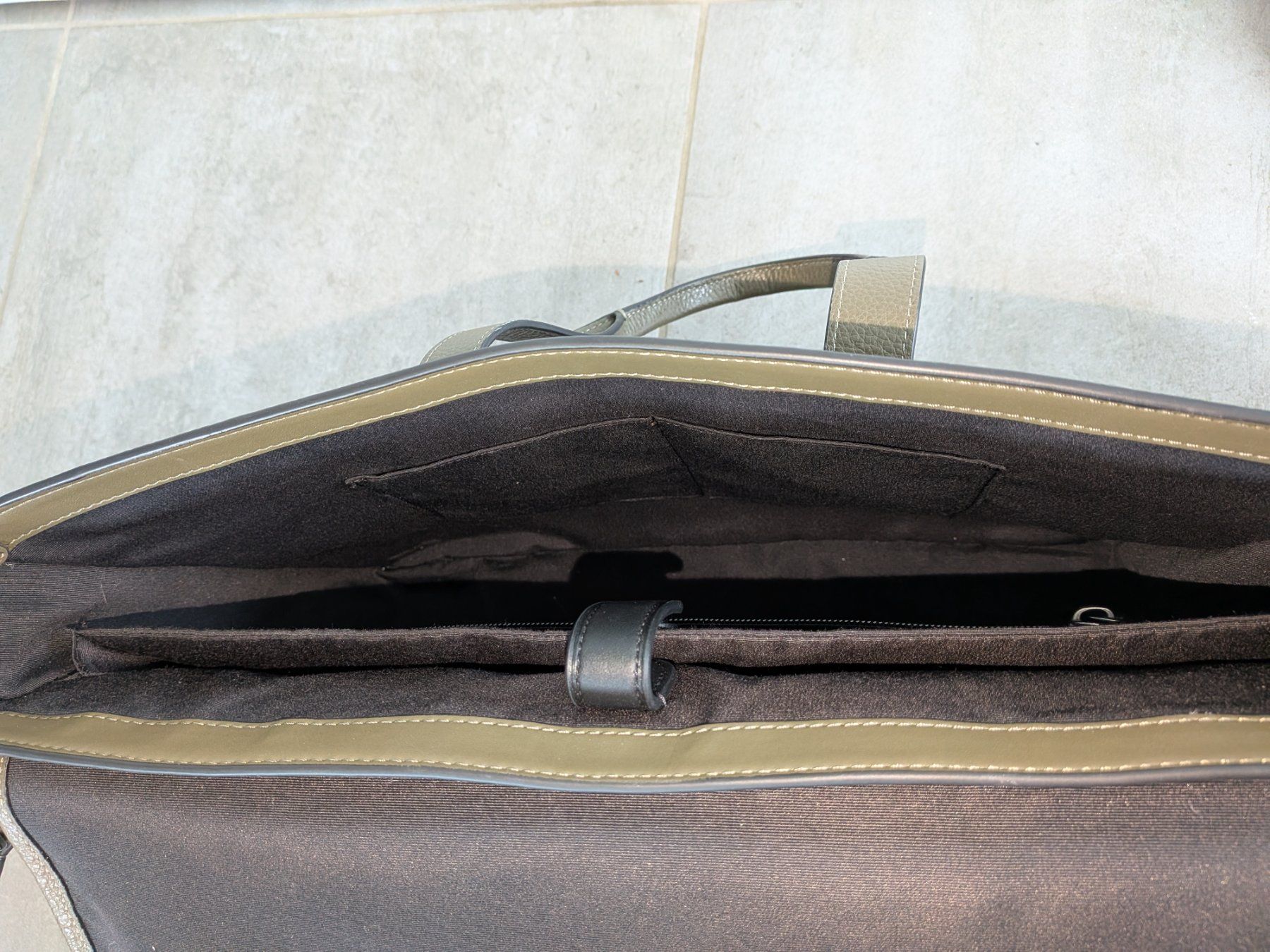 Coach Taschen: Sac Coach Sullivan Neuf – Gebraucht aus Bex von fre_yr2h 8
