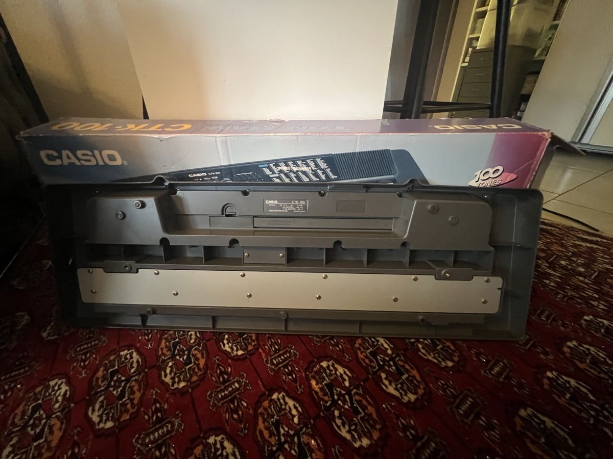 Casio Strumenti musicali: Casio Tone Bank CTK-100 – Usato da Wettingen venduto da cha_yk7x 2