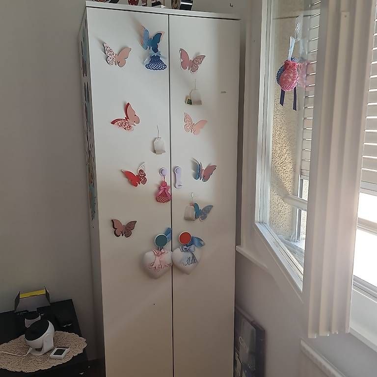 Armadi: A vendre armoire enfant – Usato da Renens VD venduto da ant_pp5j 1