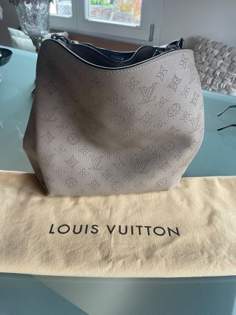 Louis Vuitton Babylone Tasche