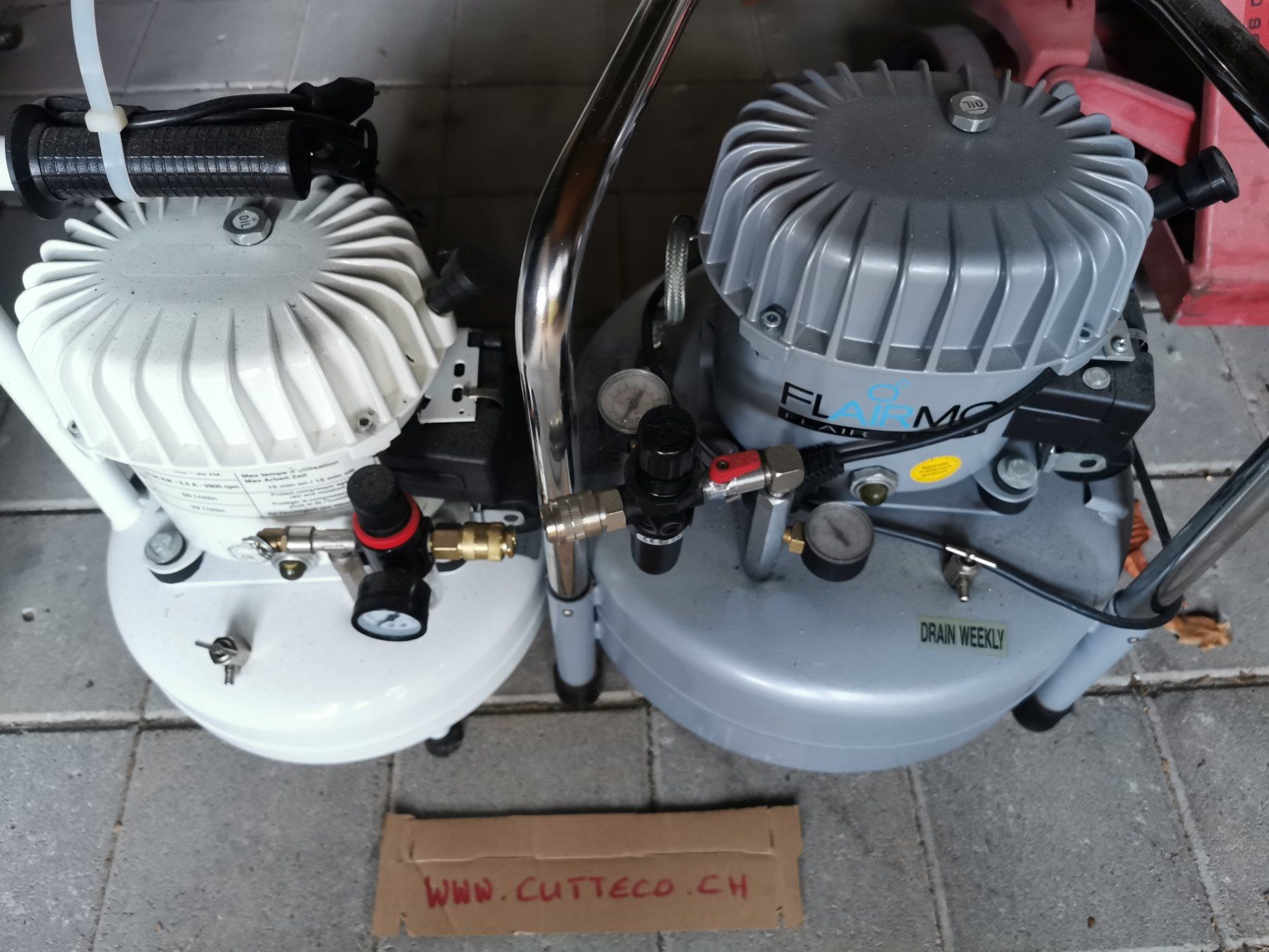 Jun-Air Compresseurs: Jun-Air Mecafer Flüster Kompressor – D'occasion à Hittnau par wbh-suisse 4