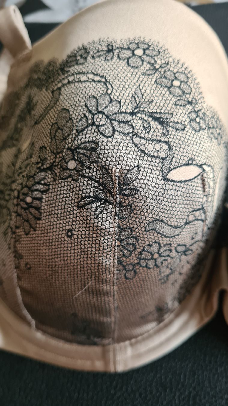 Sonstige Unterwäsche: Masquerade BH 85D beige Spitze Lingerie – Gebraucht aus Dussnang von Mak13 2