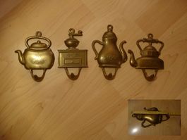 4 antike gross Wandhaken vier sehr schön verzierte Wandhaken