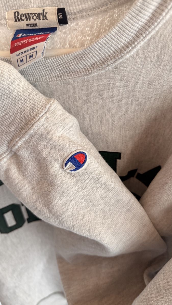 Champion Maglioni & Felpe: Champion College Sweater – Usato da Solothurn venduto da D.FloLu 2