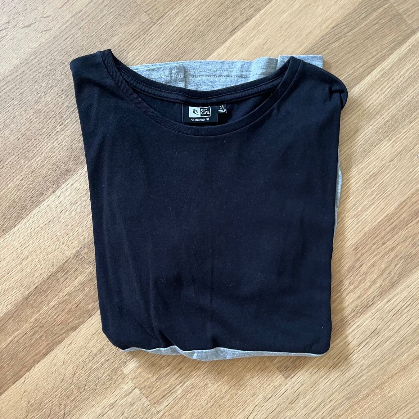 T-shirt: T-Shirt, Rip Curl – Nuovo (secondo la descrizione) da Zürich venduto da art_b5qd