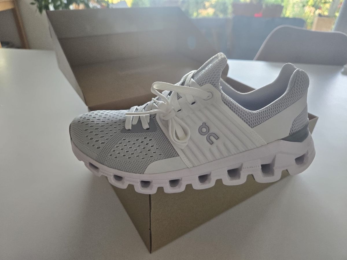 Scarpe da donna: On Schuhe – Nuovo e nell'imballaggio originale da Hallwil venduto da En.Pu. 1