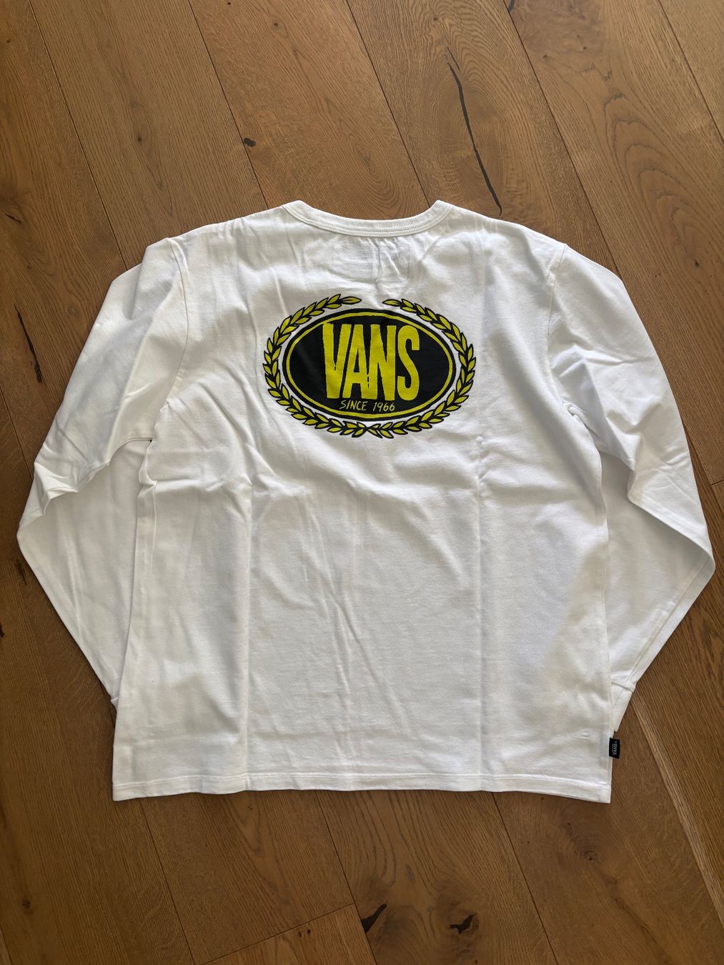 Vans T-shirt: Vans Longsleeve mit backprint – Usato da Trübbach venduto da Nico.Broder 1