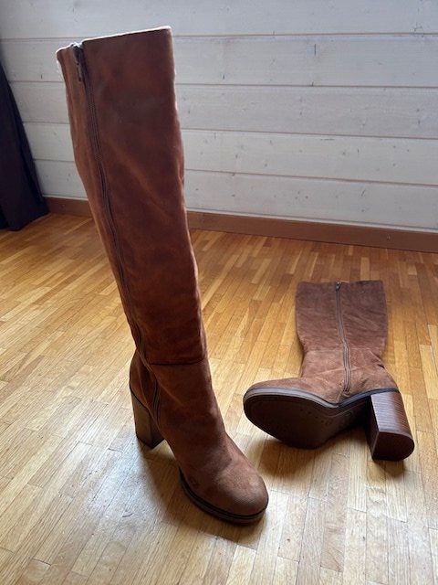 Zalando Scarpe da donna: Bottes à talon 38 – Usato da Bursins venduto da Mr1968 2