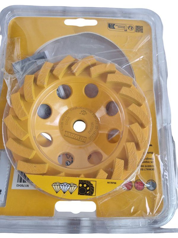 Dewalt Aiguiseuses & polisseuses: DEWALTG Diamanttopfscheibe – Neuf (Voir description) à Wangen b. Olten par Restwert_Wangen 1