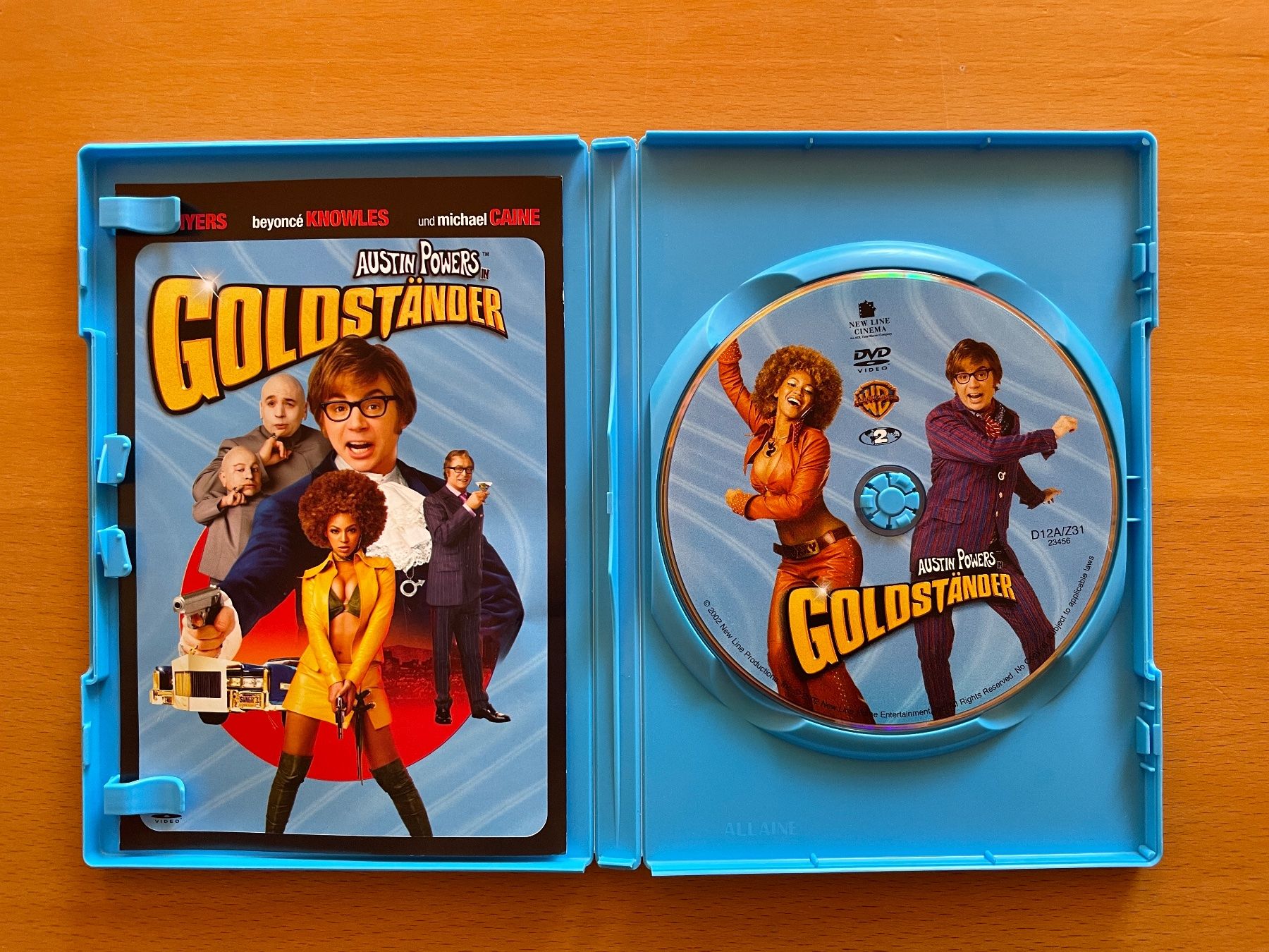 Tutti i DVDs: DVD Austin Powers Goldständer – Usato da Rickenbach BL venduto da Morlog 1