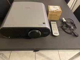 Sony VPL-HS50 LCD Projektor - Neues Leuchtmittel dabei