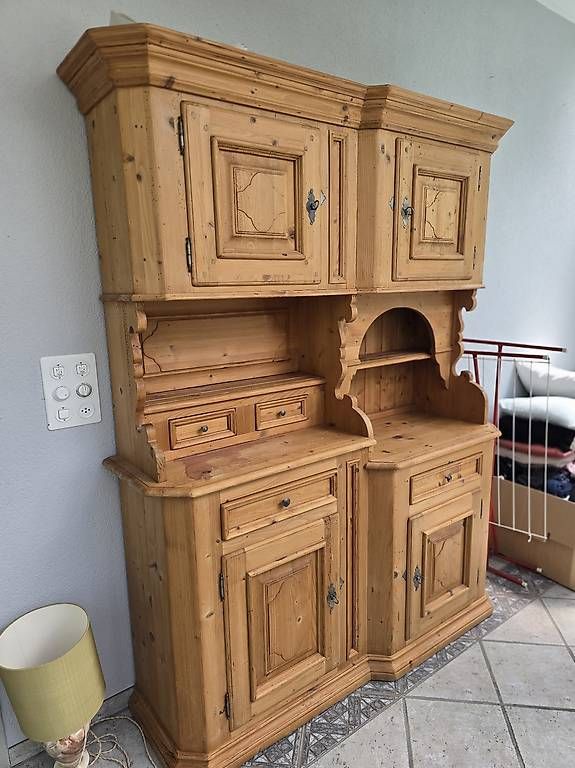 Armadi: Alter Bauernachrank – Usato da Thun venduto da Thuner77 2
