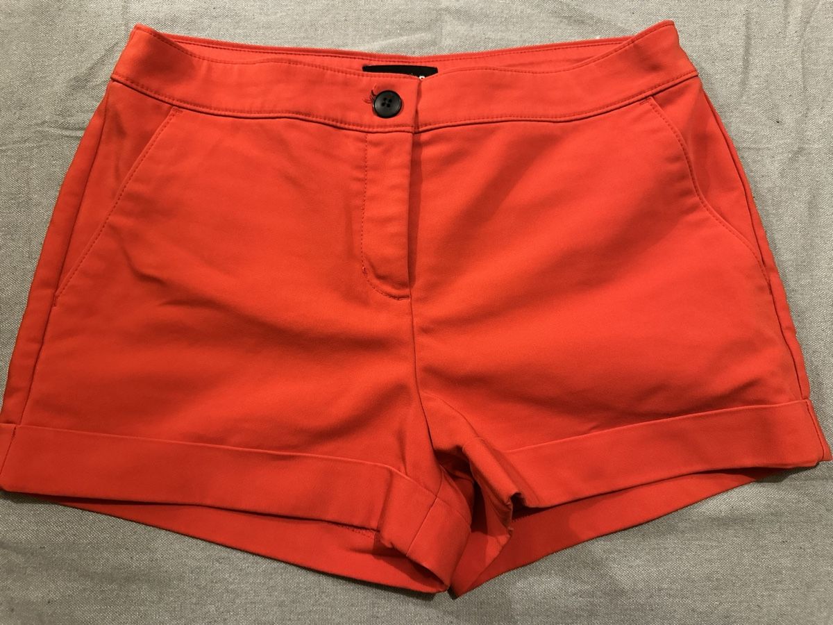 Pantaloni: Short Express Taille 8 Rouge Été, comme neuf! – Nuovo (secondo la descrizione) da Versoix venduto da sne_zx2d