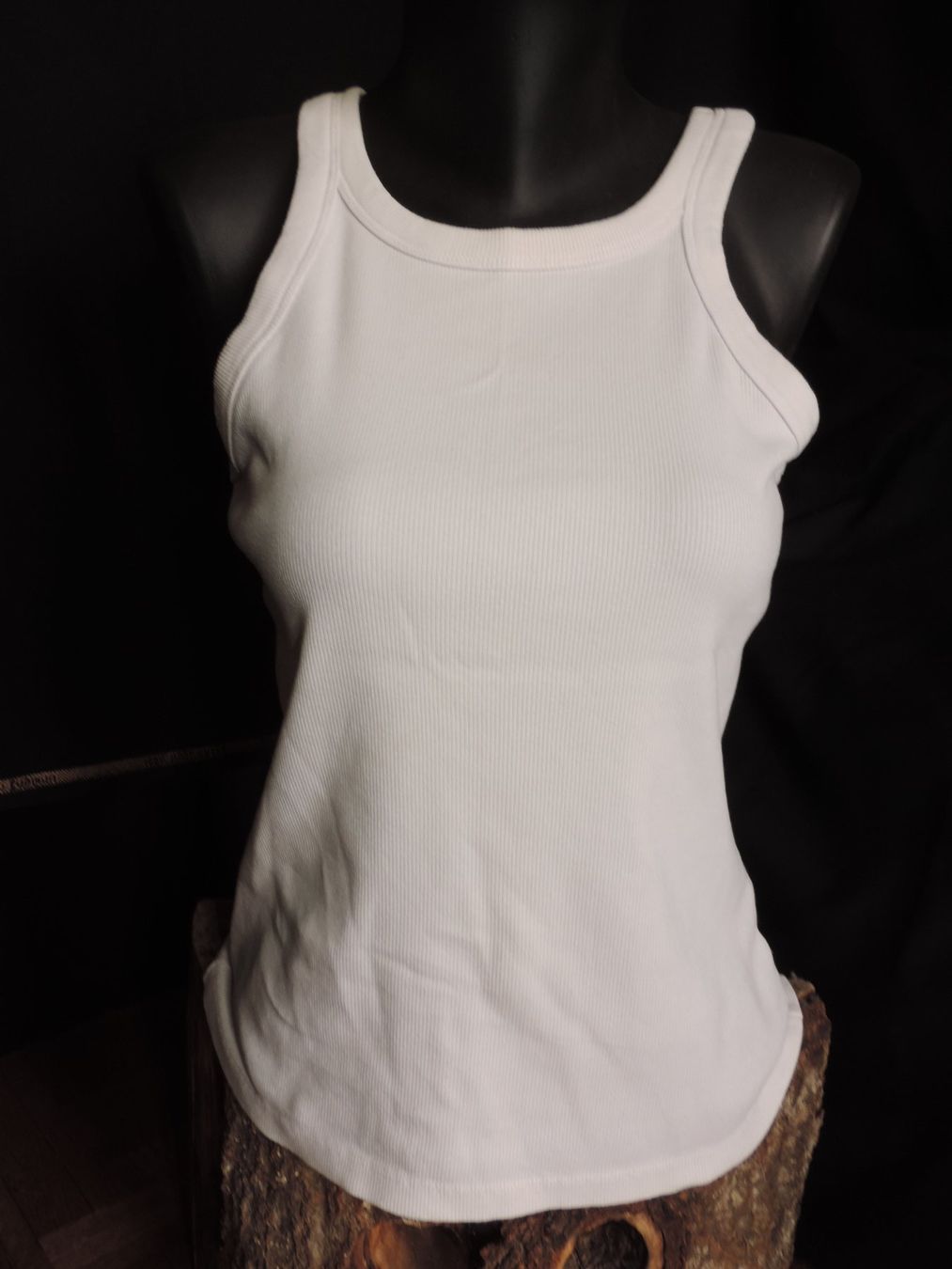 Tops: débardeur blanc – D'occasion à Genève par Axelle333 3