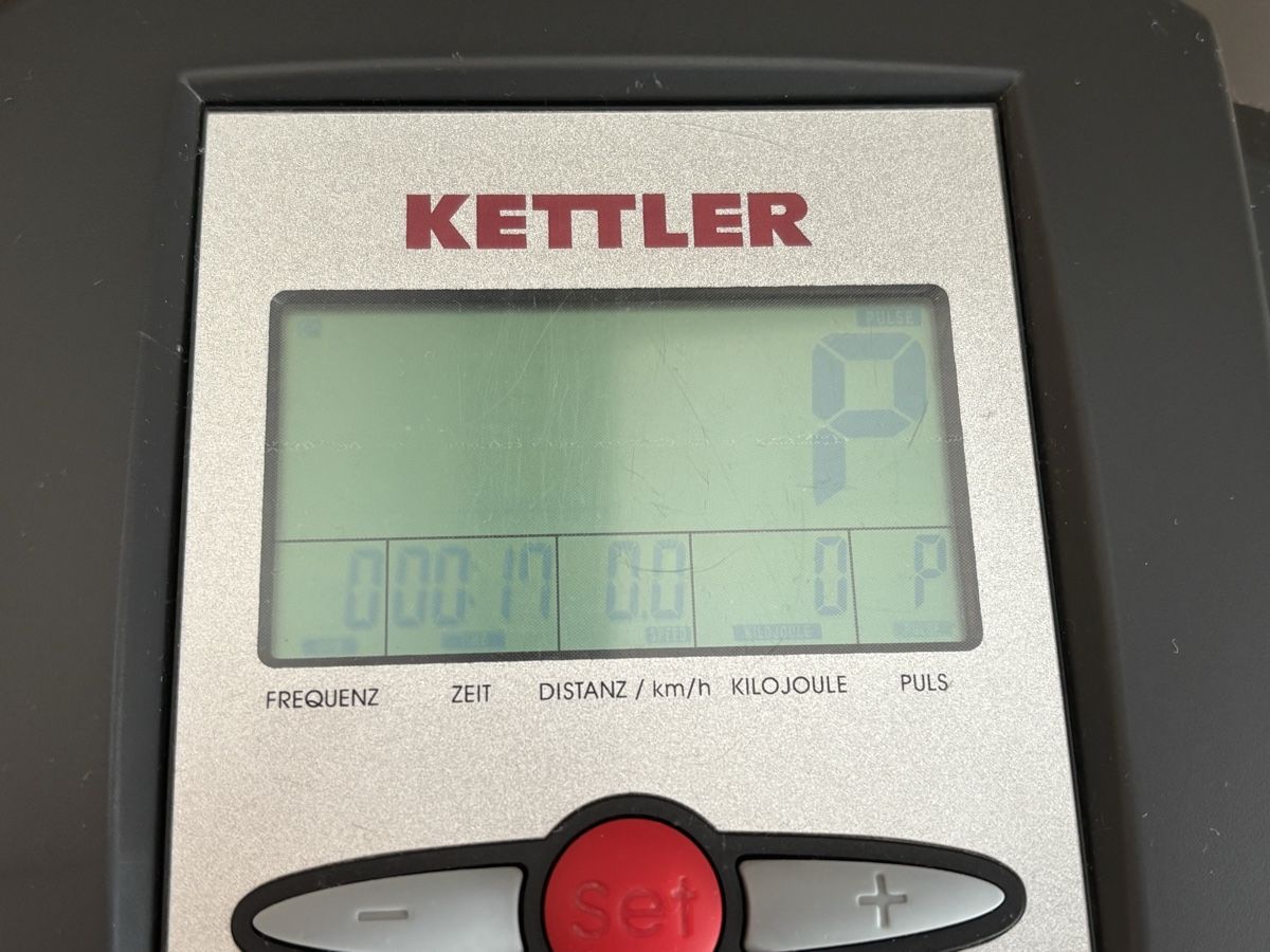 Kettler Hometrainer: Kettler Astro Heimtrainer Crosstrainer gebraucht – Gebraucht aus Zürich von Tati_03 2