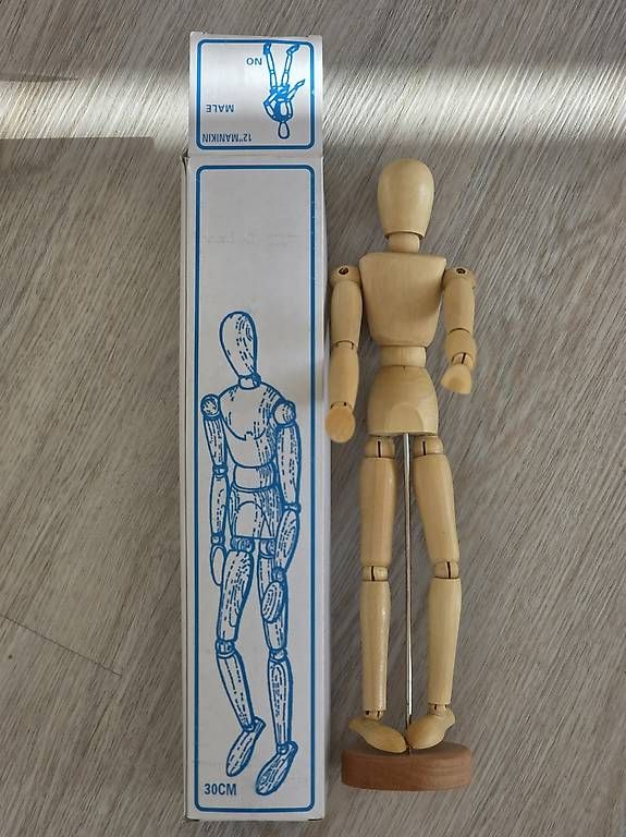 Statuette: Holzmannequin – Usato da Zollikofen venduto da Timmerman1