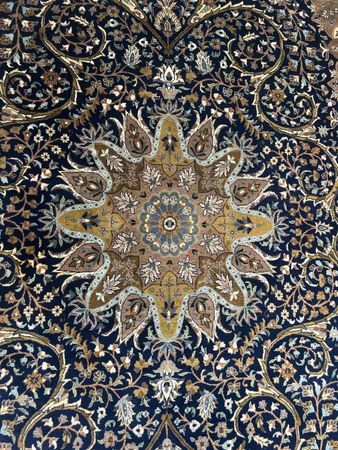 Feiner Orientteppich 215×340 cm – Handknüpfung, Stadtteppich