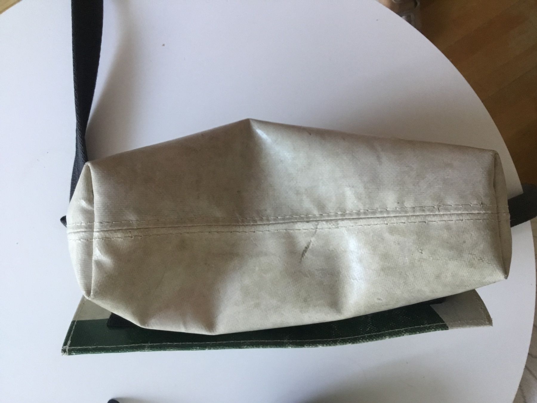 Freitag Sacs femmes: Freitagstasche Laura G5.1 – D'occasion à Horgen par Valibelle2019 5