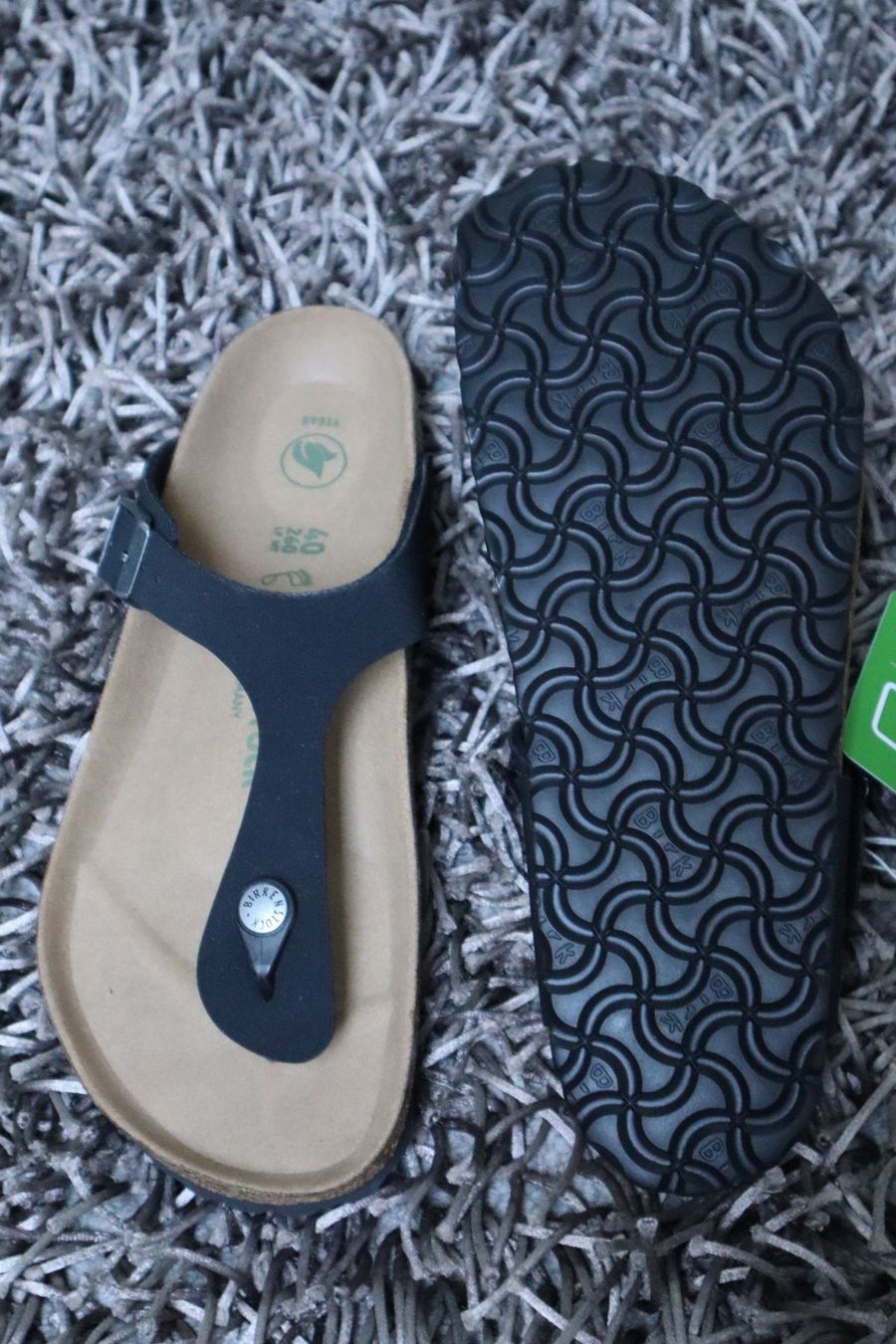 Birkenstock Herrenschuhe: Birkenstock, Gizeh, Gr. 40, schwarz, NEU – Neu und originalverpackt aus Wattwil von glueck 3