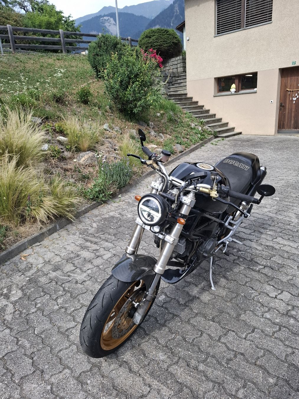 Ducati Strada: Ducati Monster 900i.e – Usato da Pratval venduto da bry_g866 1