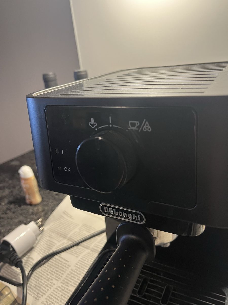 De'Longhi Kaffeemaschinen & Espressomaschinen: DeLonghi Kaffeemaschine – Gebraucht aus Schaffhausen von t.iinaaaa 2