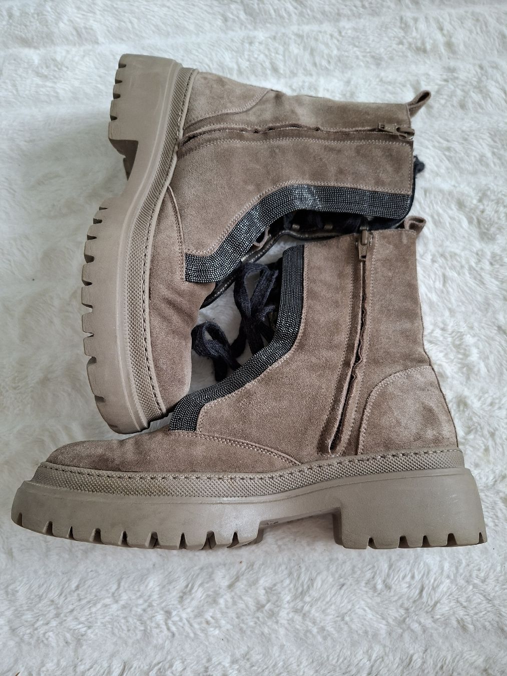 Brunello Cucinelli Scarpe da donna: Bottines en daim Brunello Cucinelli pointure 39,  – Usato da Renens VD venduto da ser_j2fn