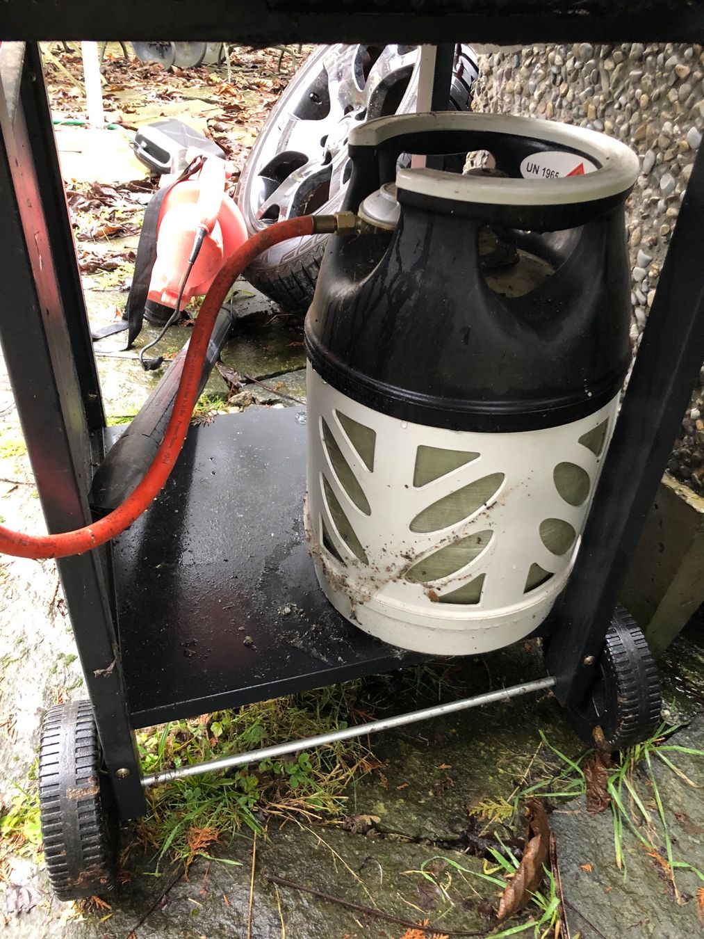 Griglie: Gasgrill nur 100fr – Usato da AG venduto da mic_xj6s 1