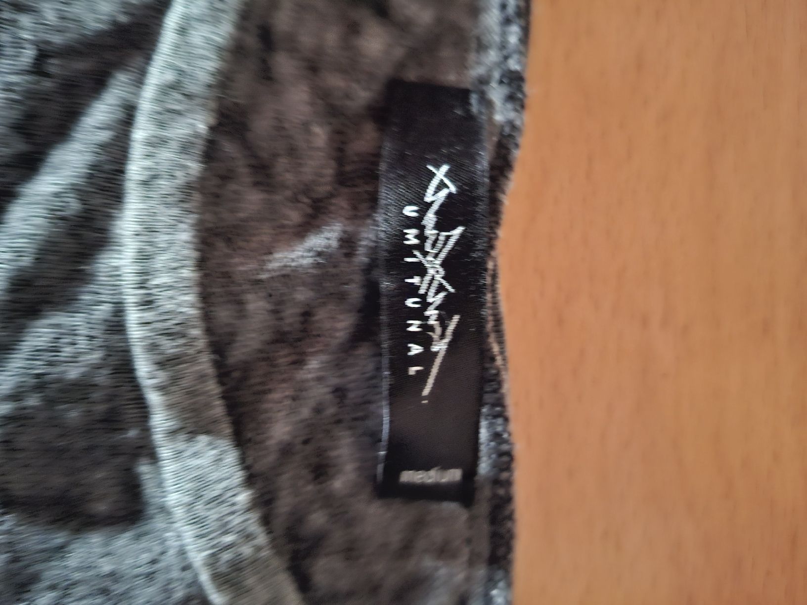 Pulls & Sweat-shirts: Pull en lin Umit Unal gris – Neuf (Voir description) à Colombier NE par lou_68hw 2