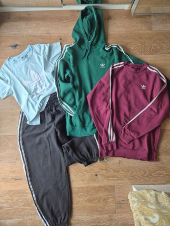 lot *ADIDAS*