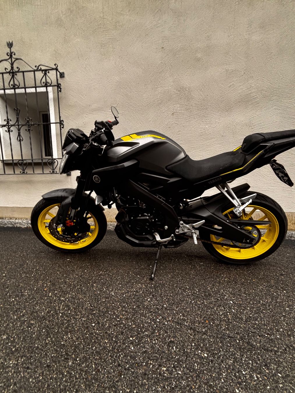 Yamaha Strada: Yamaha MT-125 2020 – Usato da Vaz/Obervaz venduto da Muedann