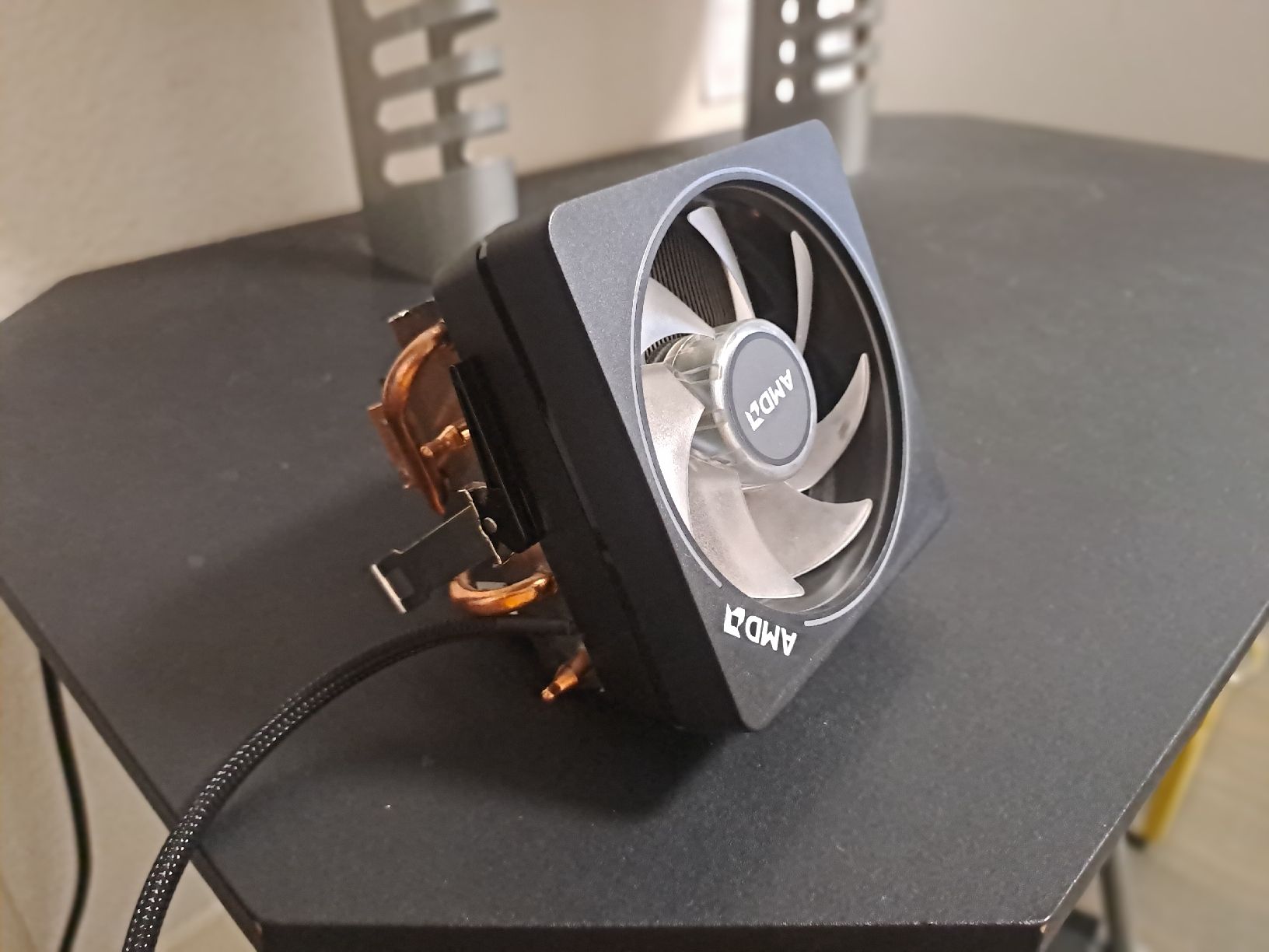Amd Elektronikbauteile: Wraith Prism CPU Cooler – Gebraucht aus Altdorf UR von boh_wk8r 1