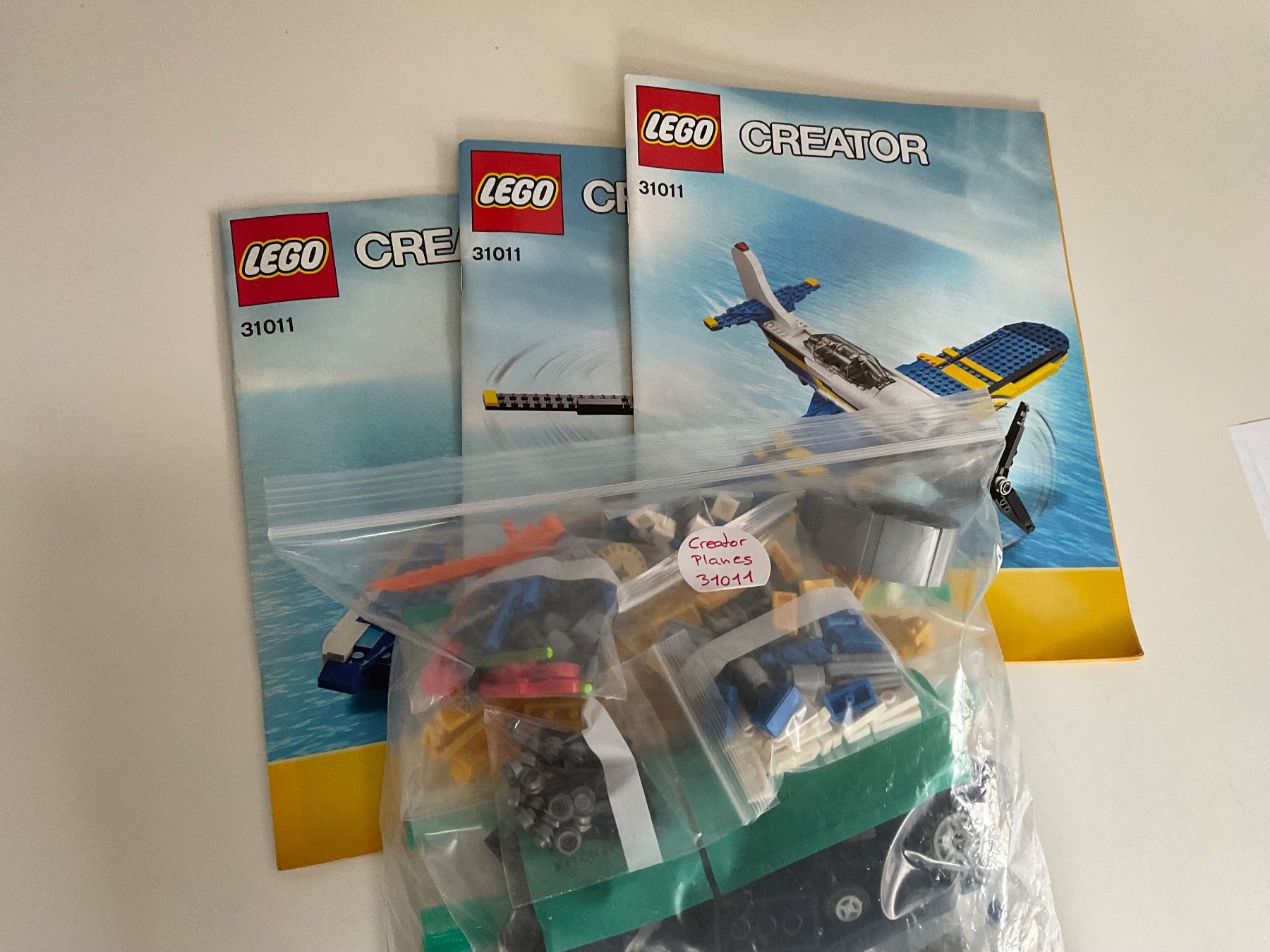 Lego Kit di costruzioni: Lego Creator Planes/Boat 31011 – Usato da Hinwil venduto da Things_Swiss 4
