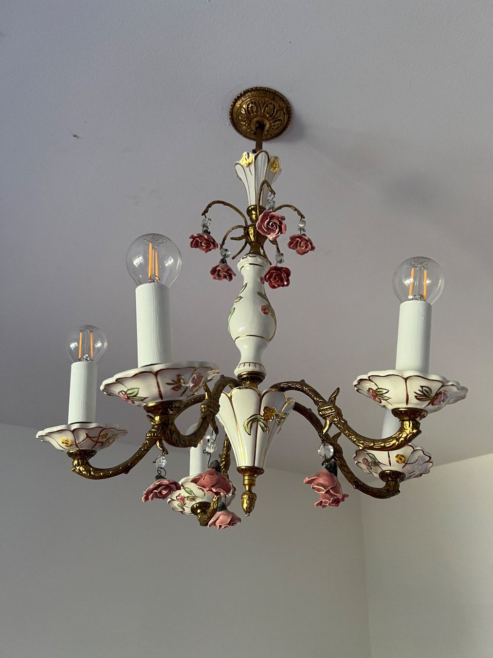 Kronleuchter & Deckenlampen: Florale Keramik Deckenleuchte, Kronleuchter, Hängelampe – Gebraucht aus Zürich von ViolettRosenRot