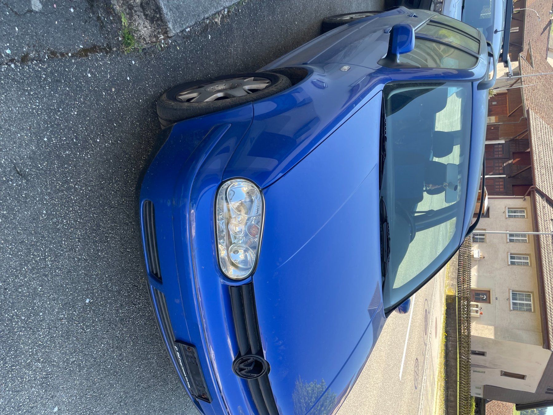 VW Automobili: VW Golf – Usato da Wegenstetten venduto da autodienstleistungen 1