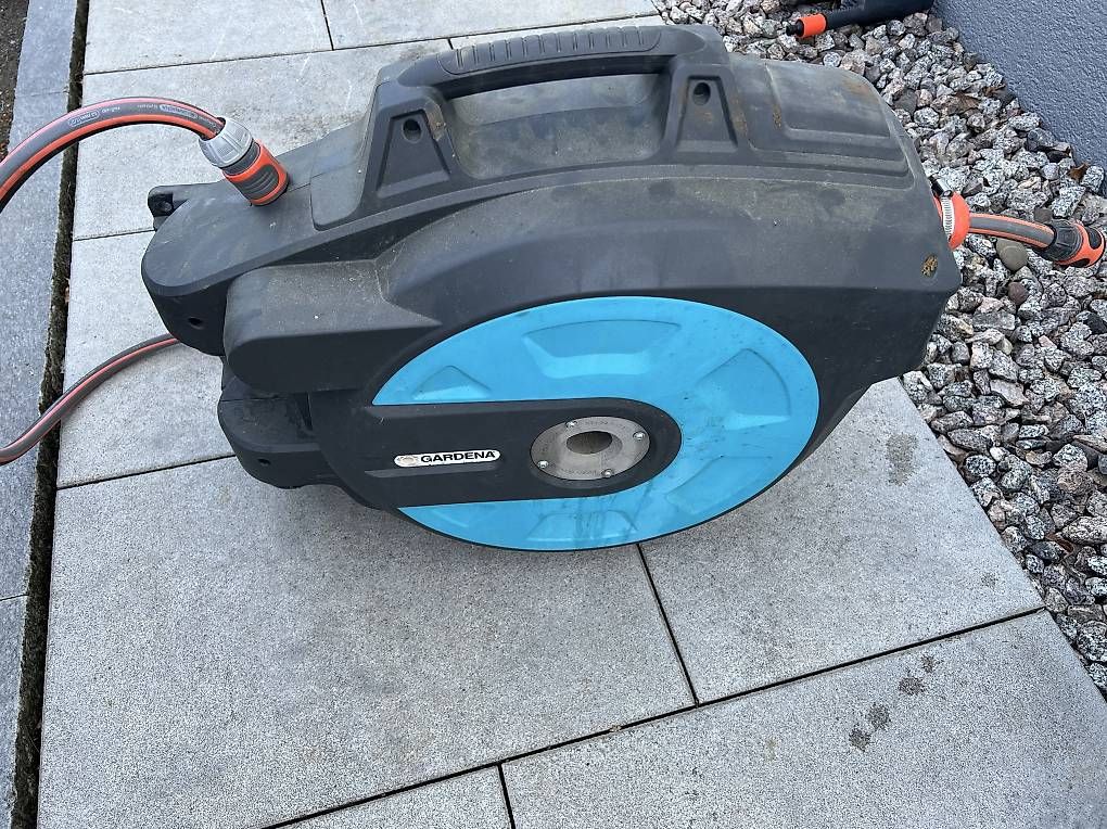 Tubi & Tubi flessibili: Gardena Schlauchabroller 25m – Usato da Muttenz venduto da schafno1