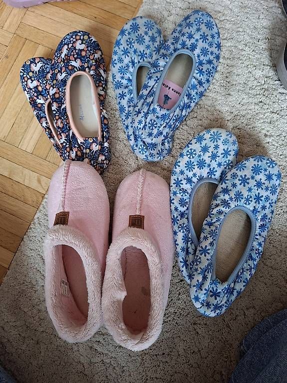 Schuhe für Mädchen: Chaussures taille 31 – Gebraucht aus Onex von morelan